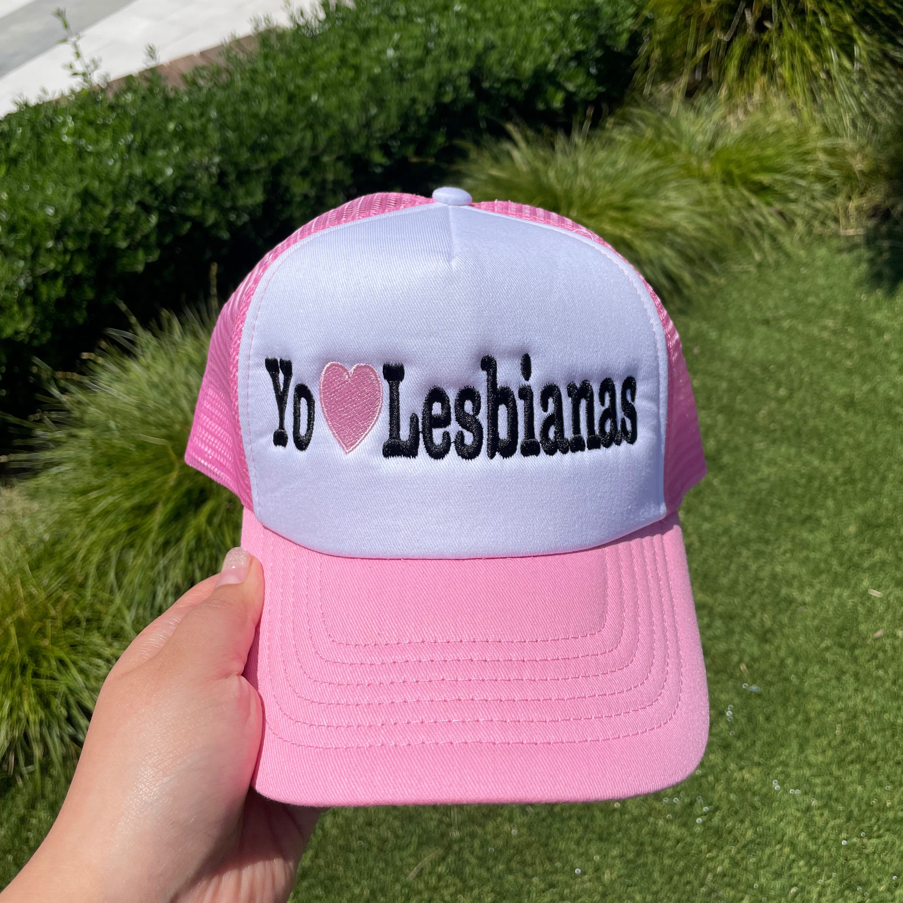 Amo Lesbianas Trucker Hat